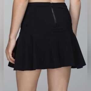 Lululemon Get It On Skirt Women Size 10 Athletic Black Tennis Golf Casual